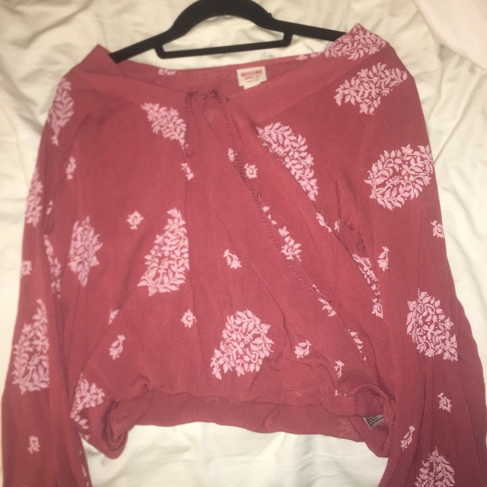 Mossimo top